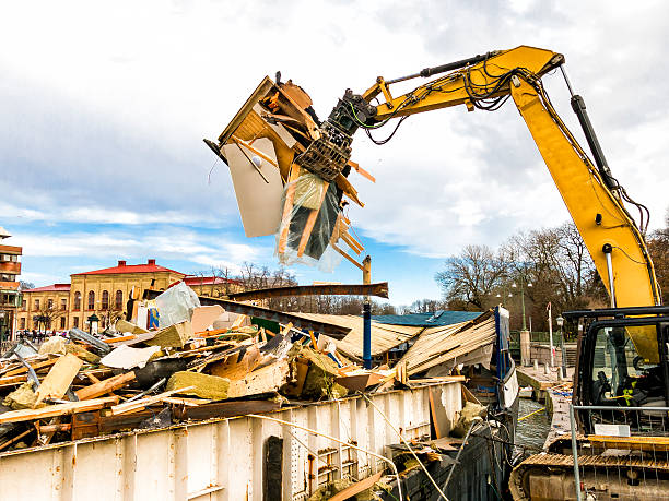Best Attic Cleanout Services  in Santaquin, UT